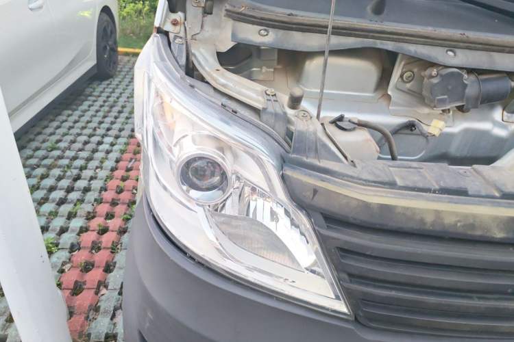 Used CHANGAN KAICHENG Xingka 2018 1.5L Base Version Double Cab Right Front Headlight