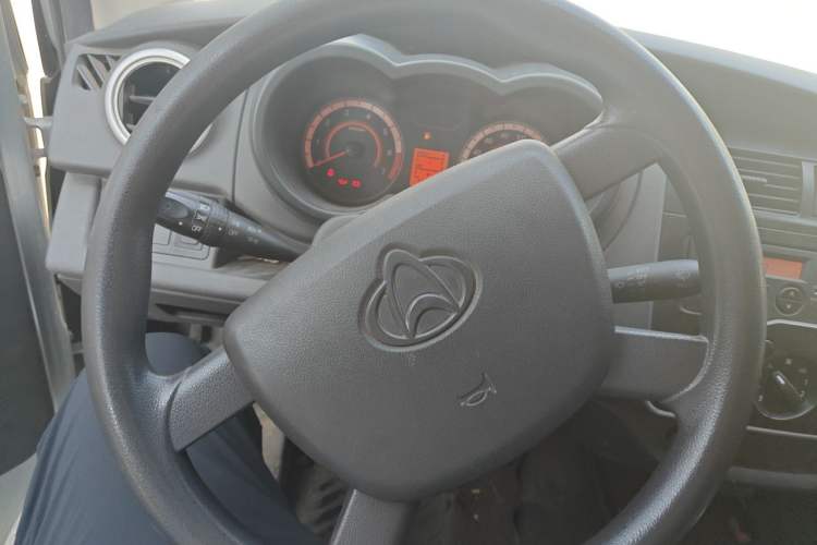 Used CHANGAN KAICHENG Xingka 2019 1.5L Base Double-Cab Pickup Truck DAM15R1 Steering Wheel