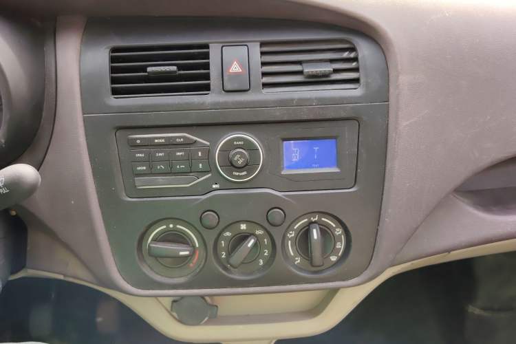 Used CHANGAN KAICHENG Xingka 2021 1.5L Base Model Long-Wheelbase Single-Cab JL473QH Audio And AC Panel