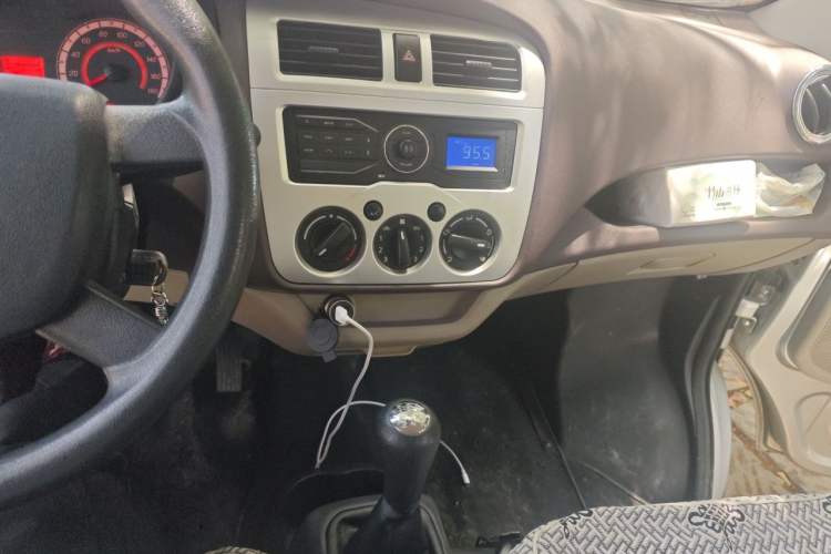Used CHANGAN KAICHENG Xingka 2021 1.5L Standard-Grade Long-Wheelbase Double-Cab JL473QH Audio And AC Panel