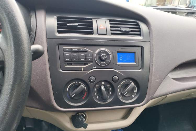 Used CHANGAN KAICHENG Xingka 2021 1.5L Base Model Long-Wheelbase Single-Cab JL473QH Audio And AC Panel