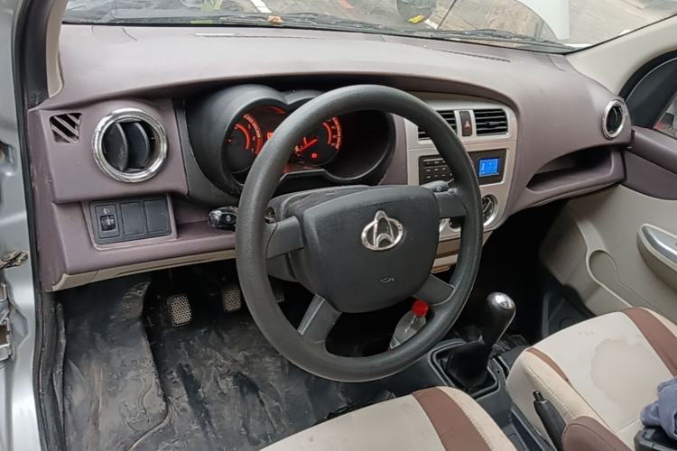 Used CHANGAN KAICHENG Xingka 2021 1.5L Standard Long-Wheelbase Single-Cab JL473QH Center Console