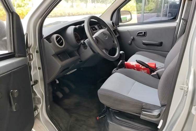 Used CHANGAN KAICHENG Xingka 2021 1.5L M Basic Double-Cab 2.26m Standard Vehicle DAM15KR Driver Seat