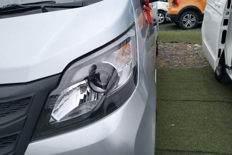 Used CHANGAN KAICHENG Xingka 2021 1.5L Base Model Long-Wheelbase Single-Cab JL473QH Left Front Headlight