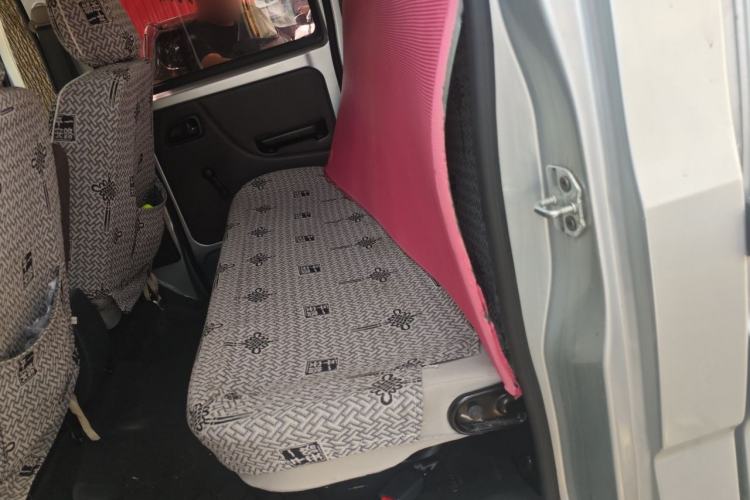 Used CHANGAN KAICHENG Xingka 2021 1.5L Standard-Grade Long-Wheelbase Double-Cab JL473QH Left Rear Seat