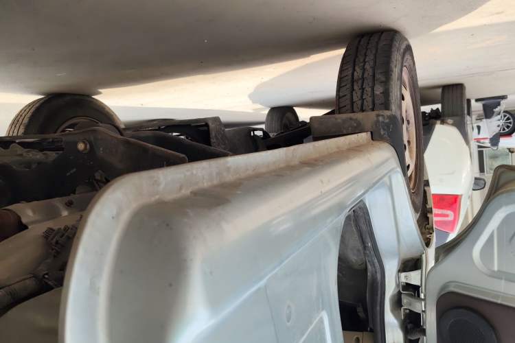 Used CHANGAN KAICHENG Xingka 2021 1.5L Base Model Long-Wheelbase Single-Cab JL473QH Left Side Sill