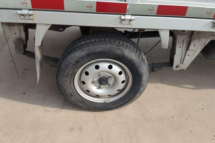Used CHANGAN KAICHENG Xingka 2021 1.5L Base Model Long-Wheelbase Single-Cab JL473QH Right Rear Wheel Hub