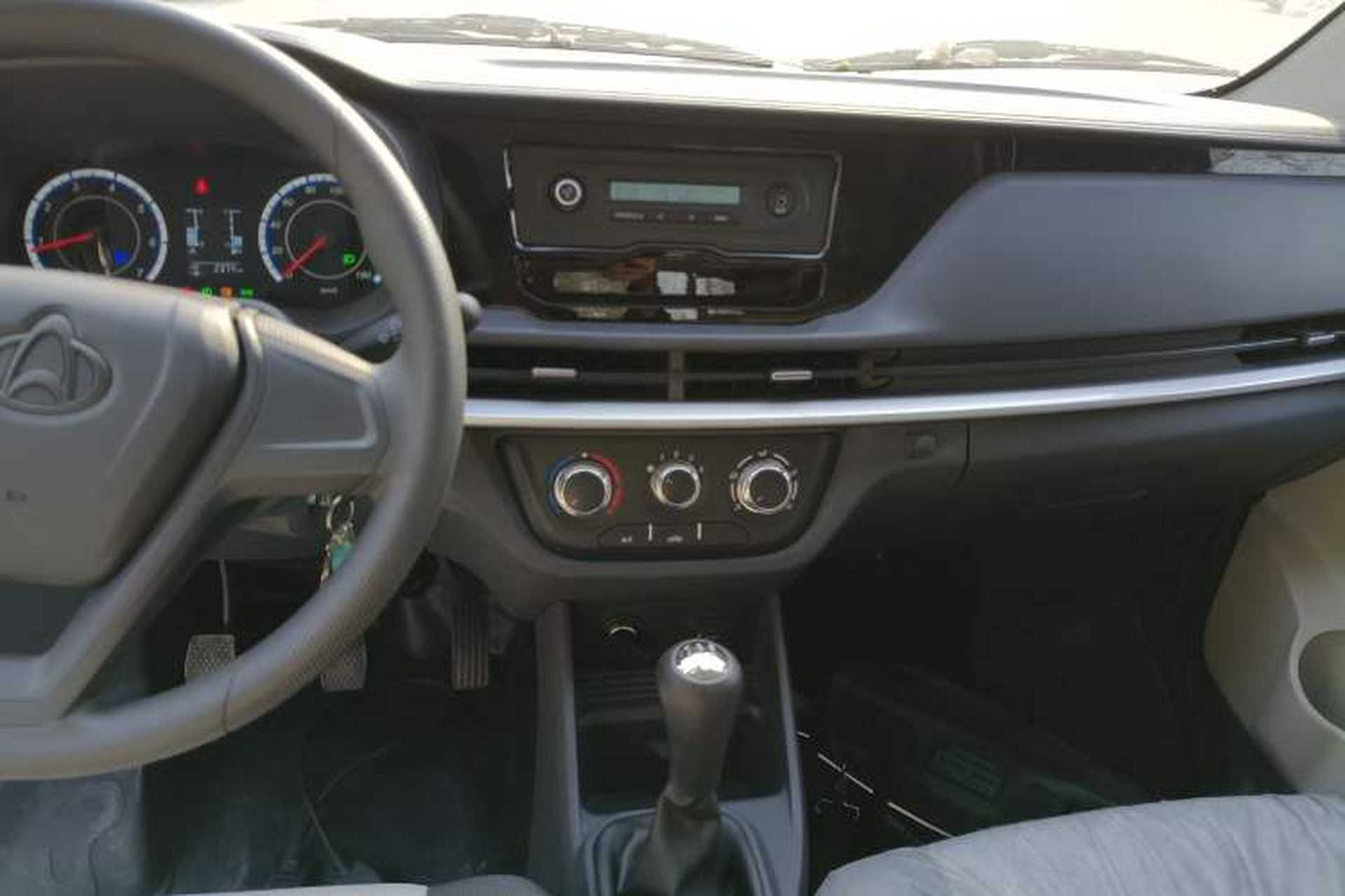 Used CHANGAN KAICHENG Xingka 2023 1.5L GDI Double-Cab 2.55m Cargo Truck – Comfort Version Audio And AC Panel