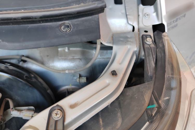 Used CHANGAN KAICHENG Xingka 2023 1.5L GDI Single-Row 3.06m Cargo Truck – Comfort Model Engine Bay Left
