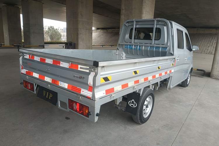 Used CHANGAN KAICHENG Xingka 2023 1.5L GDI Double-Cab 2.55m Cargo Truck – Comfort Version Exterior 5
