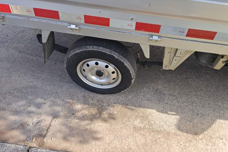 Used CHANGAN KAICHENG Xingka 2023 1.5L GDI Double-Cab 2.55m Cargo Truck – Comfort Version Exterior 8