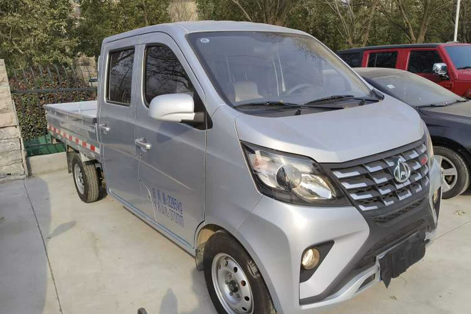 Used CHANGAN KAICHENG Xingka 2023 1.5L GDI Double-Cab 2.55m Cargo Truck – Comfort Version Front Right 45 Deg