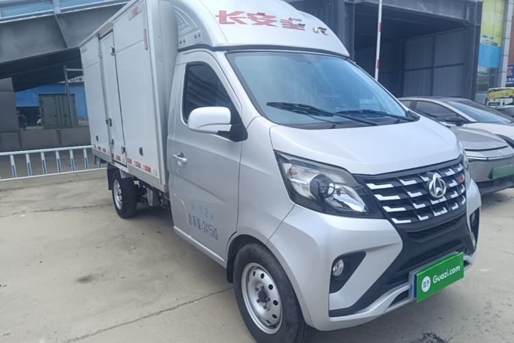 Used CHANGAN KAICHENG Xingka 2023 1.5L GDI Single-Row 3.06m Composite-Panel Cargo Van – Comfort Version Front Right 45 Deg