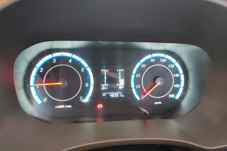 Used CHANGAN KAICHENG Xingka 2023 1.5L GDI Single-Row 3.06m Cargo Truck – Comfort Model Instrument Cluster