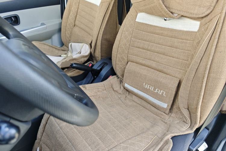 Used CHANGAN KAICHENG Xingka 2023 1.5L GDI Double-Cab 2.26m Cargo Truck – Comfort Edition Left Front Seat
