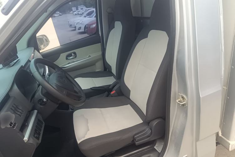 Used CHANGAN KAICHENG Xingka 2023 1.5L GDI Single-Row 3.06m Composite-Panel Cargo Van – Comfort Version Left Front Seat