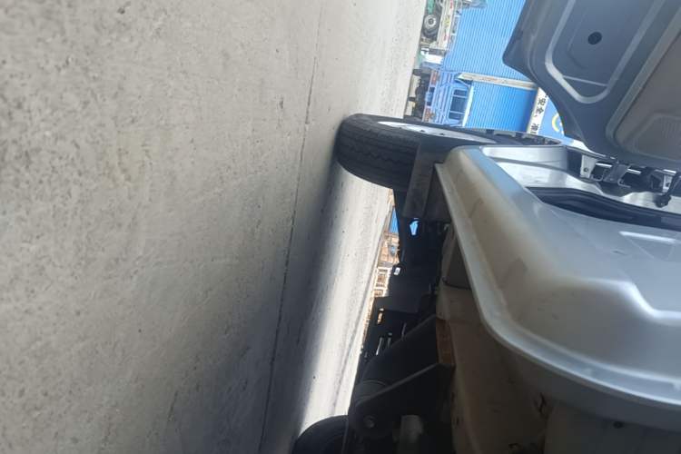 Used CHANGAN KAICHENG Xingka 2023 1.5L GDI Single-Row 3.06m Composite-Panel Cargo Van – Comfort Version Left Side Sill
