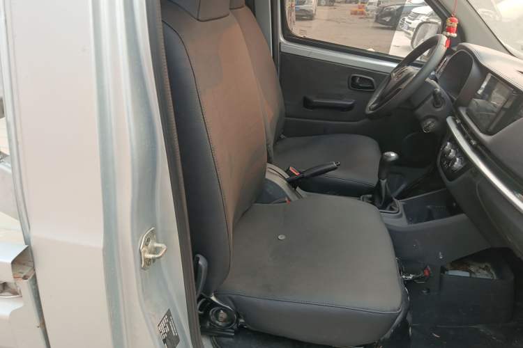 Used CHANGAN KAICHENG Xingka 2023 1.5L GDI Single-Row 3.06m Cargo Truck Standard Model Right Front Seat