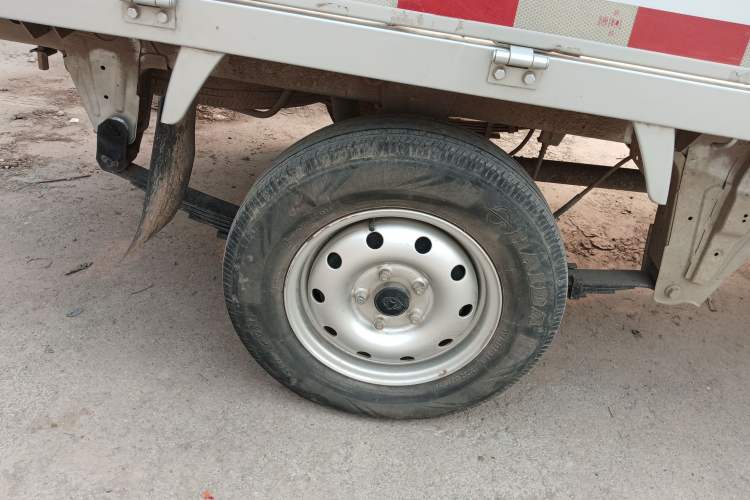 Used CHANGAN KAICHENG Xingka 2023 1.5L GDI Single-Row 3.06m Cargo Truck Standard Model Right Rear Wheel Hub