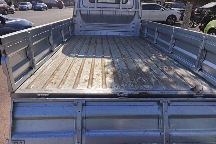 Used CHANGAN KAICHENG Xingka 2023 1.5L GDI Double-Cab 2.55m Cargo Truck – Comfort Version Trunk