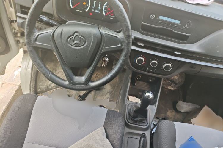 Used CHANGAN KAICHENG Xingka 2024 1.5L GDI Single-Row Short-Box Cargo Truck Standard Version Center Console
