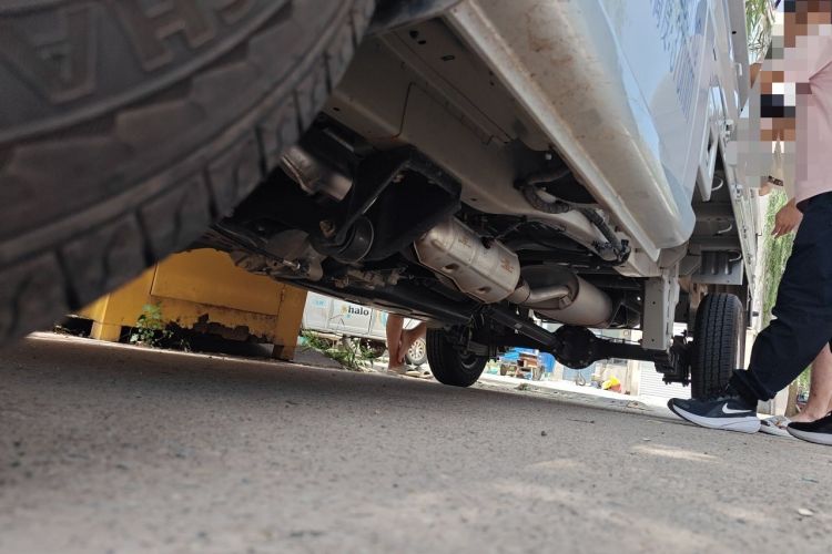 Used CHANGAN KAICHENG Xingka 2024 1.5L GDI Single-Row Short-Box Cargo Truck Standard Version Chassis Front Left