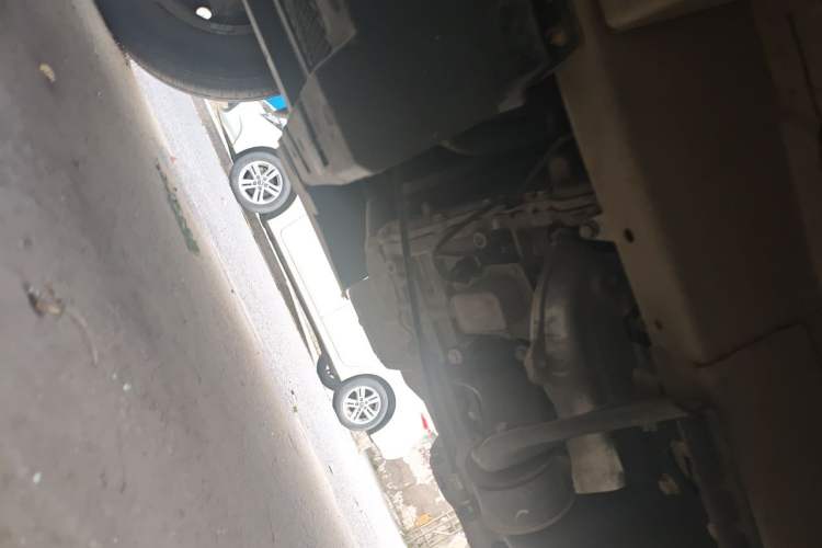 Used CHANGAN KAICHENG Xingka 2024 1.5L GDI Single-Row Short-Box Cargo Truck Standard Version Chassis Front Left