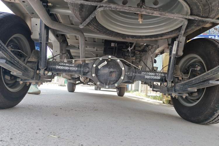 Used CHANGAN KAICHENG Xingka 2024 1.5L GDI Single-Row Short-Box Cargo Truck Standard Version Chassis Rear