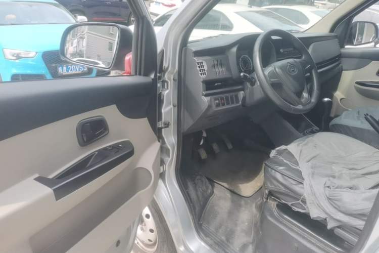 Used CHANGAN KAICHENG Xingka 2024 1.5L GDI Single-Row Long-Box Cargo Truck – Comfort Version Driver Seat