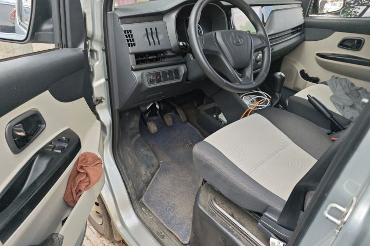 Used CHANGAN KAICHENG Xingka 2024 1.5L GDI Double-Cab Long-Box Cargo Vehicle – Comfort Edition Driver Seat