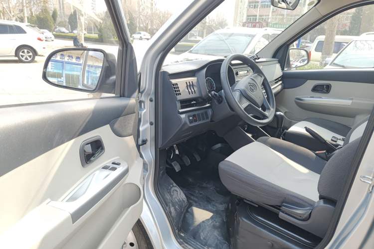 Used CHANGAN KAICHENG Xingka 2024 1.5L GDI Double-Cab Long-Box Cargo Vehicle – Comfort Edition Driver Seat