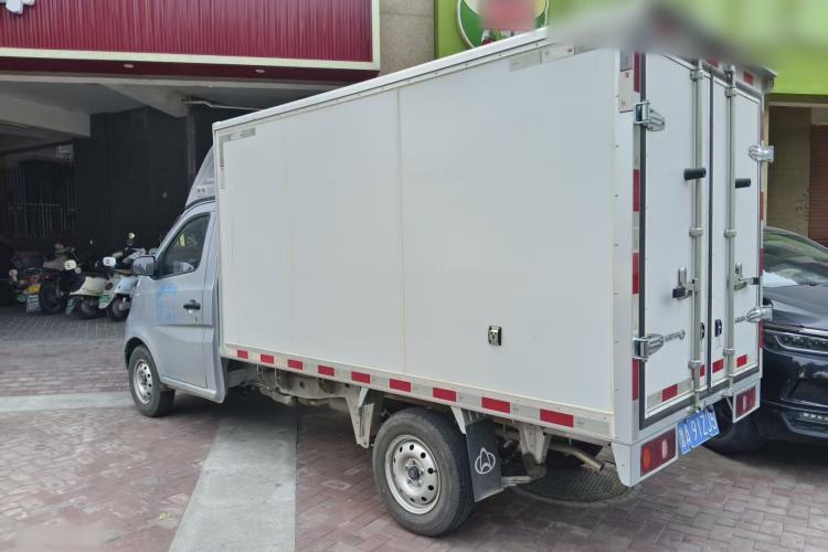 Used CHANGAN KAICHENG Xingka 2024 1.5L GDI Single-Row Long-Box Composite-Floor Cargo Van – Standard Version Exterior 3