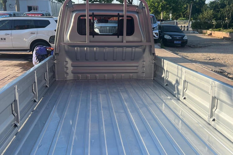Used CHANGAN KAICHENG Xingka 2024 1.5L GDI Single-Row Long-Box Cargo Truck – Comfort Version Exterior 5