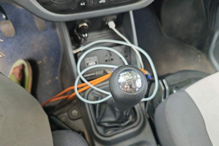 Used CHANGAN KAICHENG Xingka 2024 1.5L GDI Double-Cab Long-Box Cargo Vehicle – Comfort Edition Gear Lever