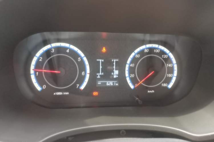 Used CHANGAN KAICHENG Xingka 2024 1.5L GDI Single-Row Long-Box Cargo Truck – Comfort Version Instrument Cluster