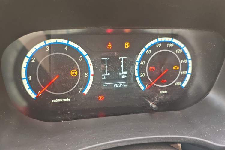 Used CHANGAN KAICHENG Xingka 2024 1.5L GDI Single-Row Short-Box Cargo Truck Standard Version Instrument Cluster