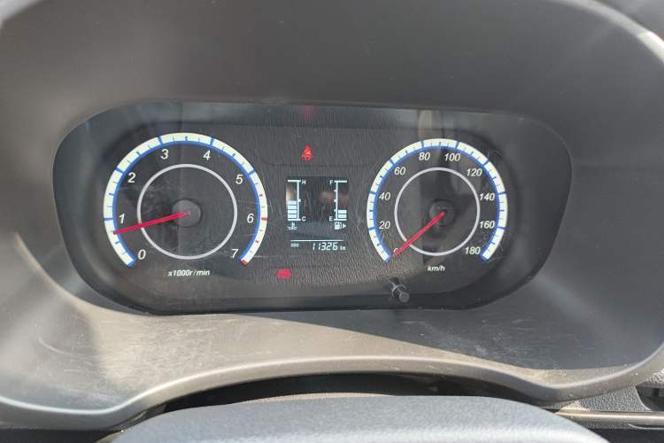 Used CHANGAN KAICHENG Xingka 2024 1.5L GDI Double-Cab Long-Box Cargo Vehicle – Comfort Edition Instrument Cluster