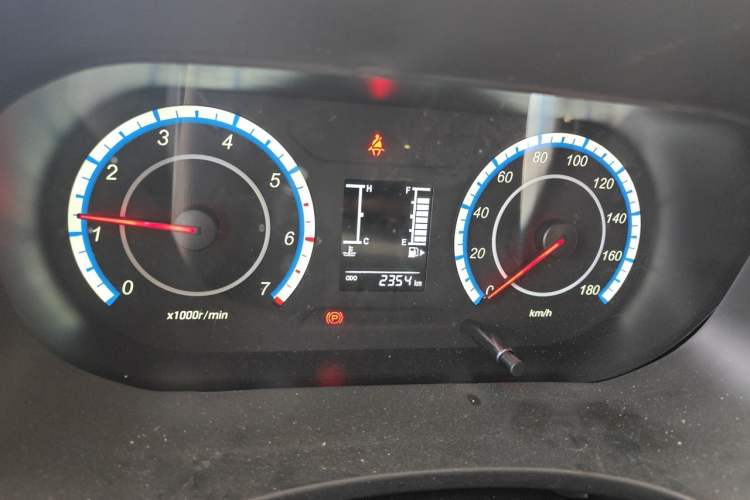 Used CHANGAN KAICHENG Xingka 2024 1.5L GDI Single-Row Short-Box Cargo Truck Standard Version Odometer Close Up
