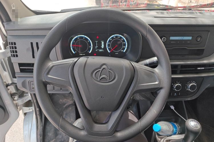 Used CHANGAN KAICHENG Xingka 2024 1.5L GDI Single-Row Short-Box Cargo Truck Standard Version Steering Wheel