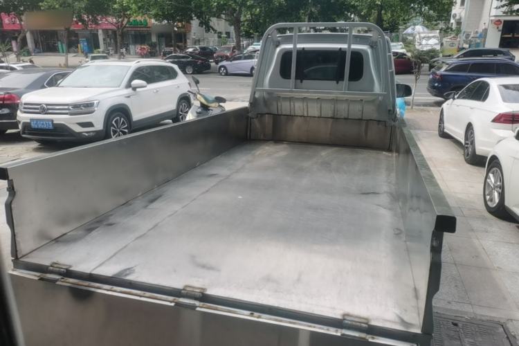 Used CHANGAN KAICHENG Xingka 2024 1.5L GDI Single-Row Long-Box Cargo Truck – Comfort Version Trunk