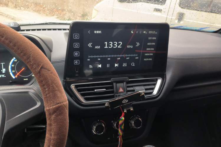 Used CHANGAN KAICHENG Xingka PLUS 2022 1.6L Luxury Edition Air-Conditioned Double-Cab Standard Vehicle DAM16KR Audio And AC Panel