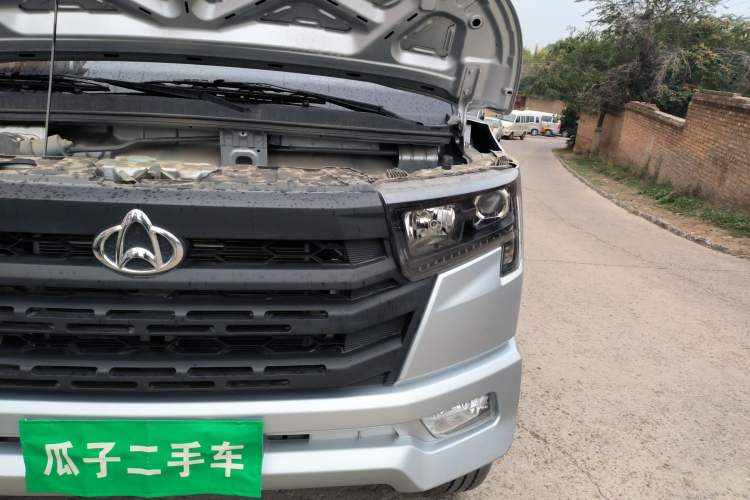 Used CHANGAN KAICHENG Xingka PLUS 2022 1.6L Luxury Edition Air-Conditioned Double-Cab Standard Vehicle DAM16KR Engine Bay Left