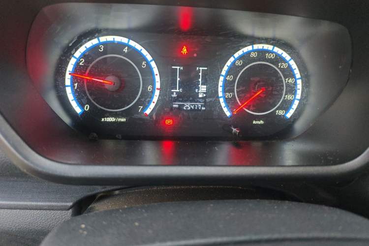 Used CHANGAN KAICHENG Xingka PLUS 2022 1.6L Comfort-Grade Air-Conditioned Single-Row Standard Vehicle DAM16KR Odometer Close Up