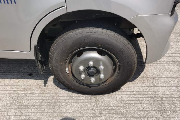 Used CHANGAN KAICHENG Xingka PLUS  Right Front Wheel Hub