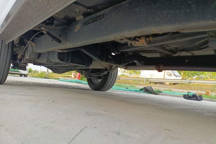 Used CHANGAN KUAYUE Wang F3 2021 1.6L Luxury Short-Wheelbase DAM16KL Chassis Front Right