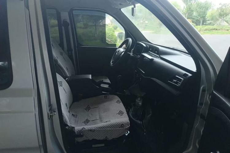 Used CHANGAN KUAYUE Wang X1 2018 1.2L Standard Model Double-Cab with Single Rear Wheel Standard Cargo Bed – LJ469Q-AEB Interior 6