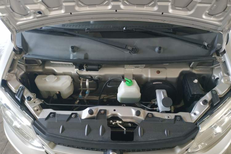 Used CHANGAN KUAYUE Wang X1 2018 1.2L Standard Model Single-Row Rear Single Wheel Extended Cargo Bed LJ469Q-AEB Engine Bay