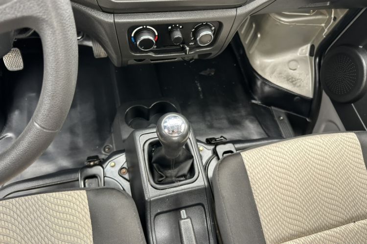 Used CHANGAN KUAYUE Wang X1 2018 1.2L Standard Model Single-Row Rear Single Wheel Extended Cargo Bed LJ469Q-AEB Interior 4