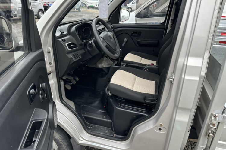 Used CHANGAN KUAYUE Wang X1 2018 1.2L Standard Model Single-Row Rear Single Wheel Extended Cargo Bed LJ469Q-AEB Interior 5