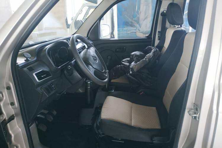 Used CHANGAN KUAYUE Wang X1 2018 1.2L Standard Model Single-Row Rear Single Wheel Extended Cargo Bed LJ469Q-AEB Left Front Seat